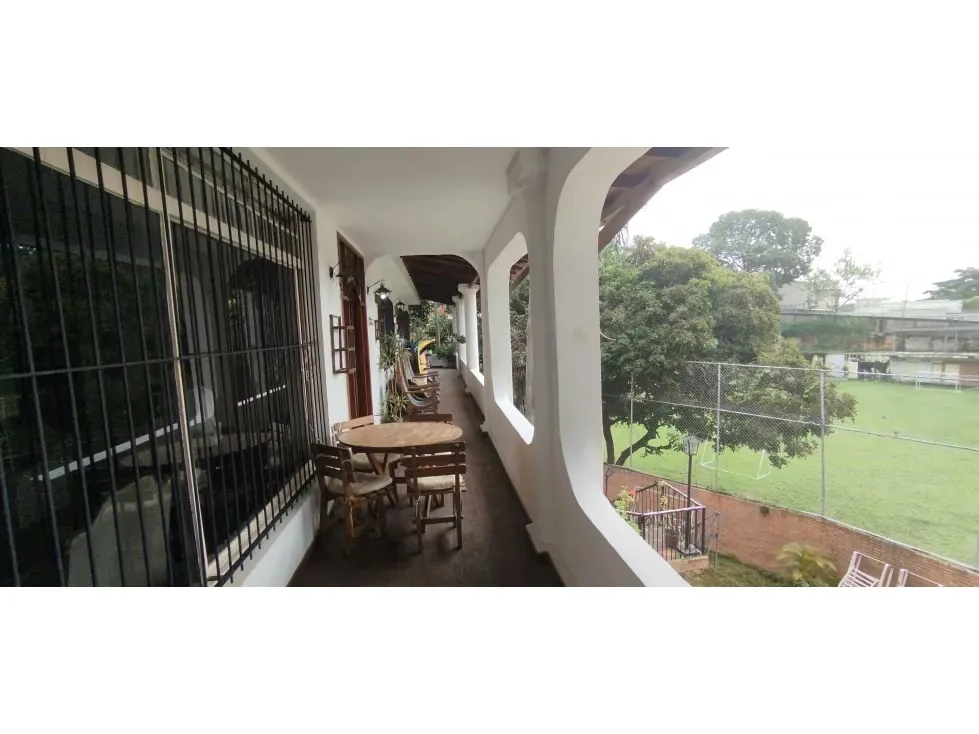 CASA EN VENTA - URB. SAN BERNARDINO 565 m2 5h+s/5b+s/3pe - 9