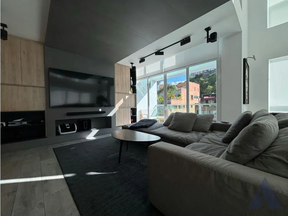 Vendo Ph duplex 170m2 Las Mercedes 0409 - 2