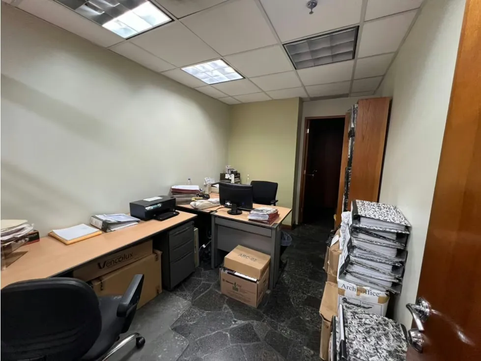 Se Alquila Oficina 250m² Torre KPMG - 11