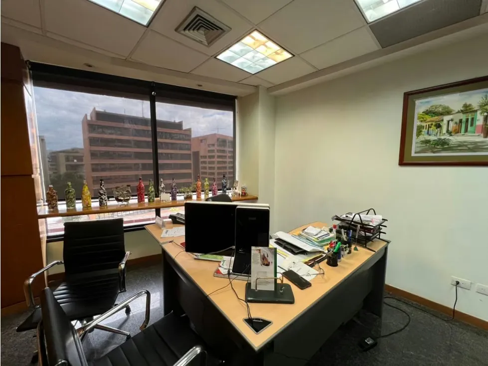 Se Alquila Oficina 250m² Torre KPMG - 12