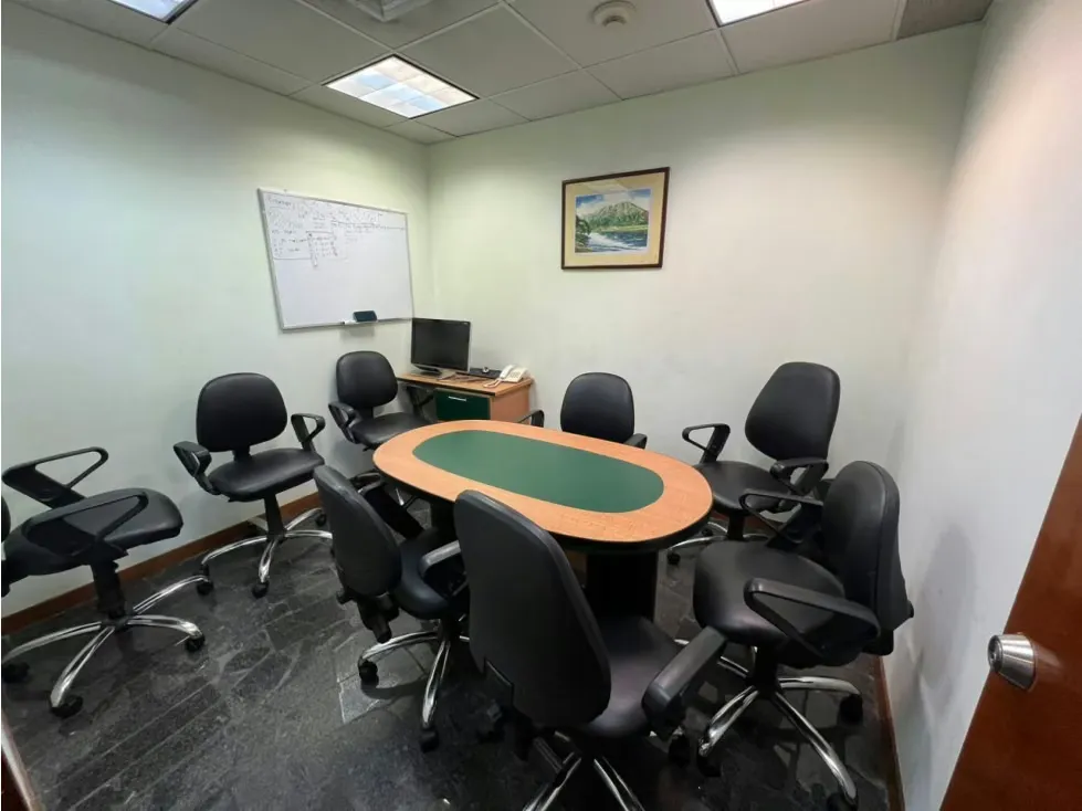 Se Alquila Oficina 250m² Torre KPMG - 7