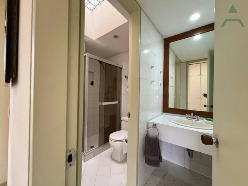 Se alquila Apto 360m² 4h/5b/3p Valle Arriba - 12