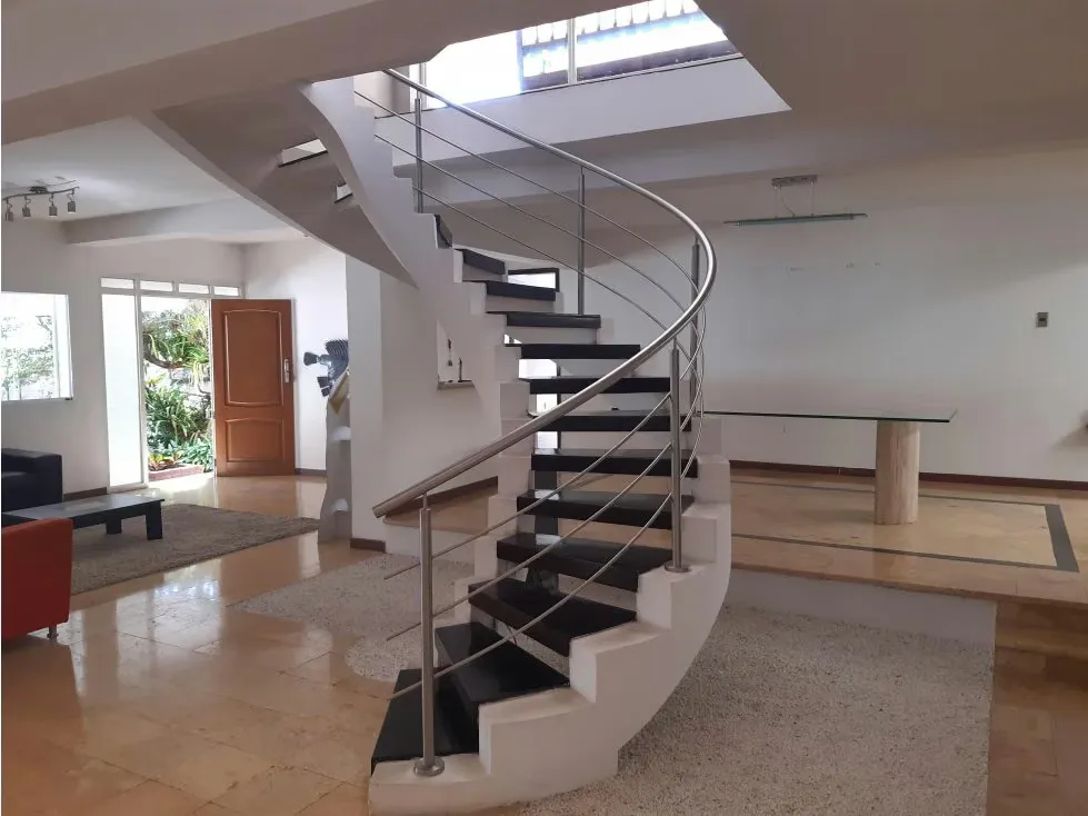 VENTA CASA PRADOS DEL ESTE 615m2 5h+s/5b+s/6p - 16