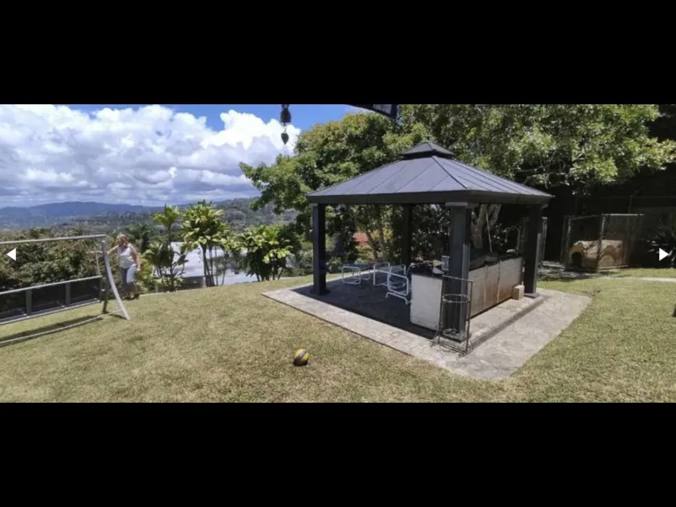 Vendo casa 660m2 La Lagunita 3560 - 3