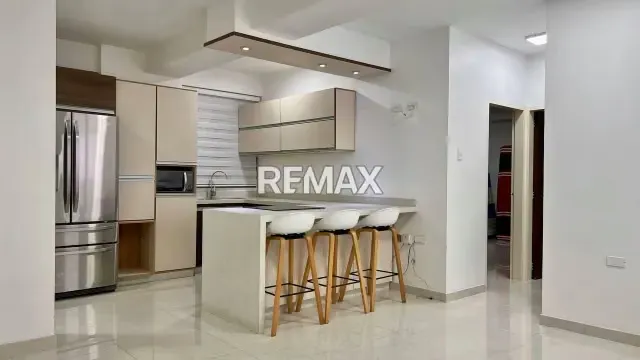 En Alquiler Acogedor Apartamento Paramillo Suite & Plaza La Castellana - 9