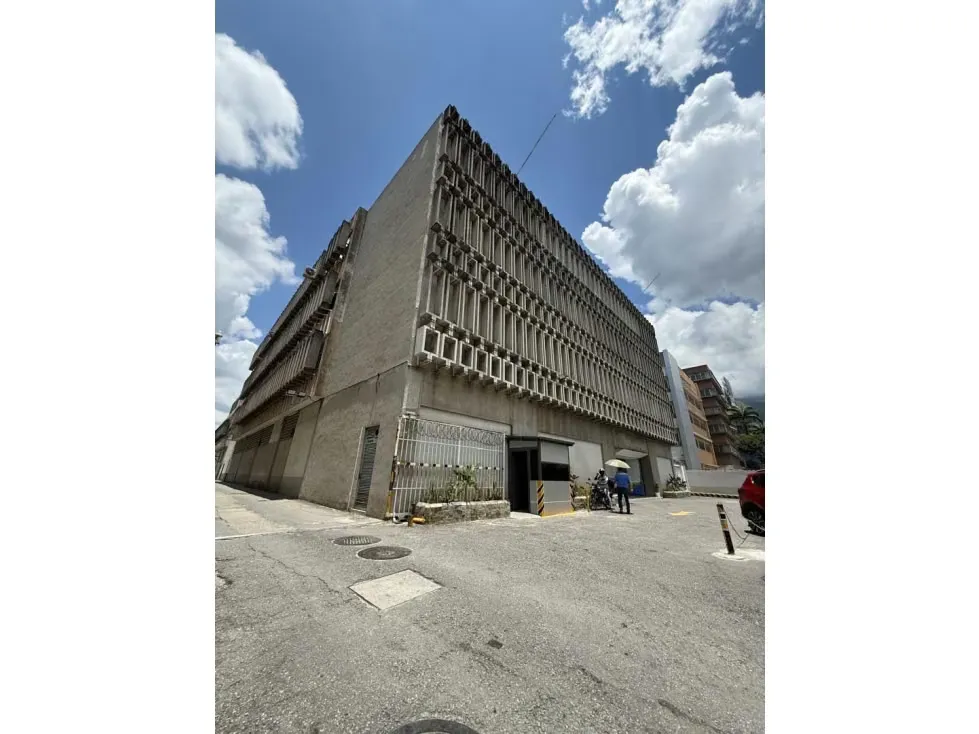 Se alquila Depósito/Local 26m2 Los Ruices