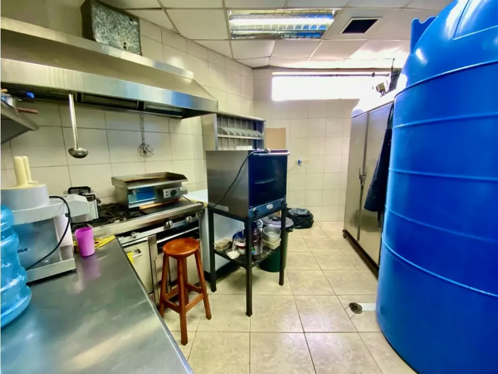 CHARCUTERÍA Y VÍVERES 120 M2 FONDO DE COMERCIO - 8