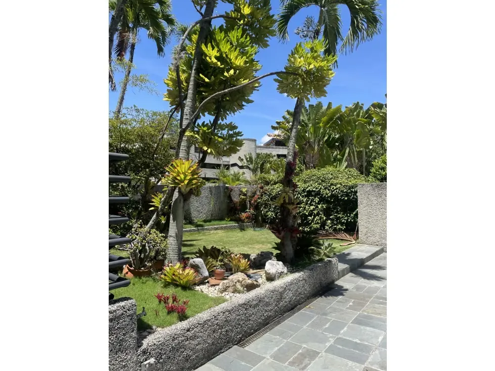 Se vende apartamento 310m2 Sebucan 0941 - 2