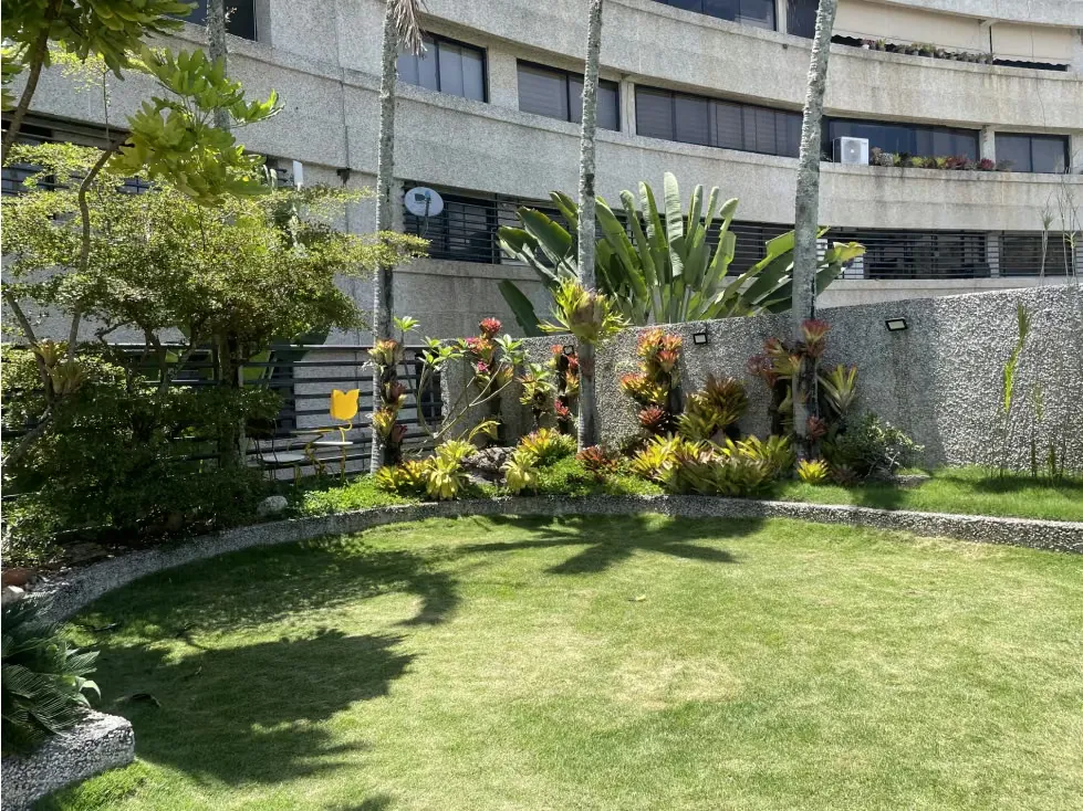Se vende apartamento 310m2 Sebucan 0941 - 3