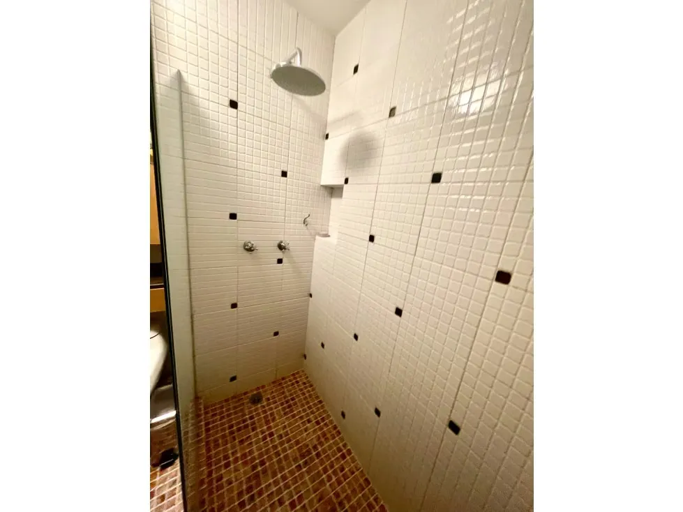 Se vende apartamento 310m2 Sebucan 0941 - 29