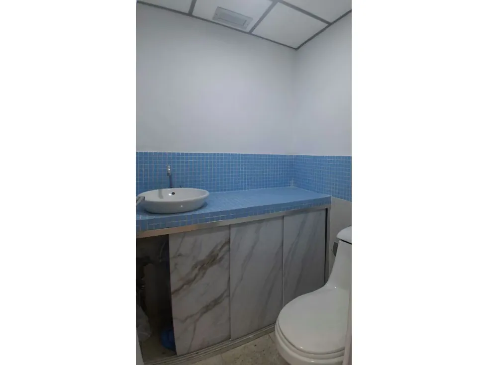 OFICINA EN SABANA GRANDE EN VENTA 50m2 - 4