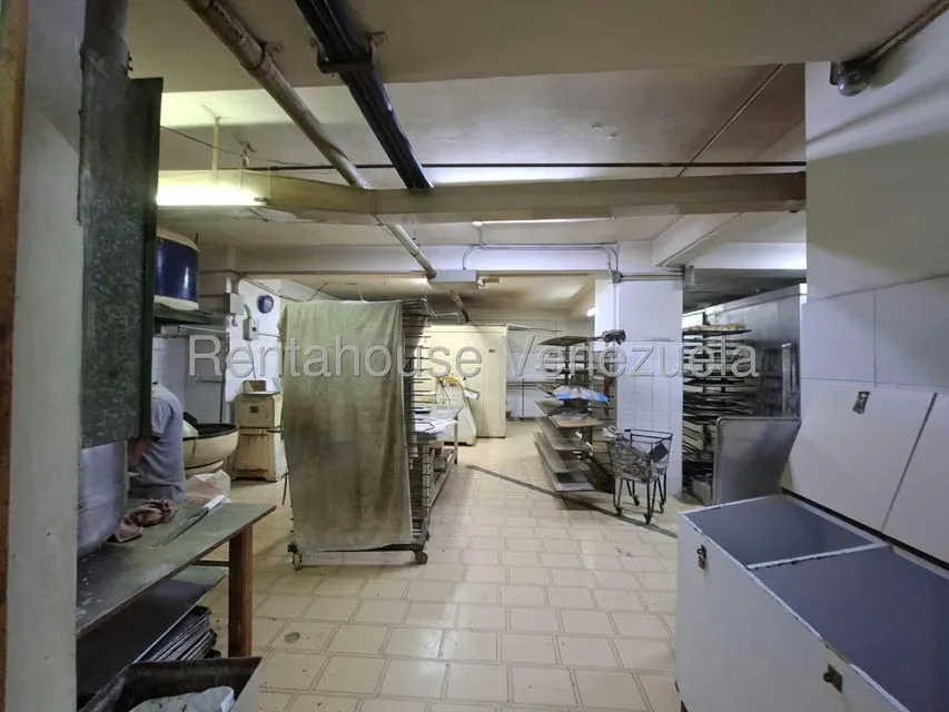 Local Comercial en Venta en Los Nuevos Teques, Miranda - 12