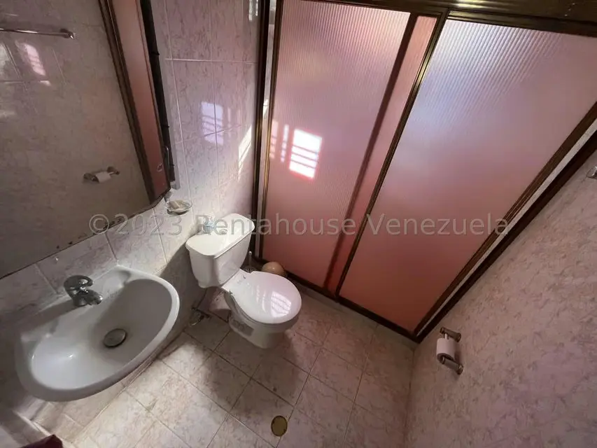 Casa (Multipes Niveles) en Venta en El Hatillo, Distrito Metropolitano - 32