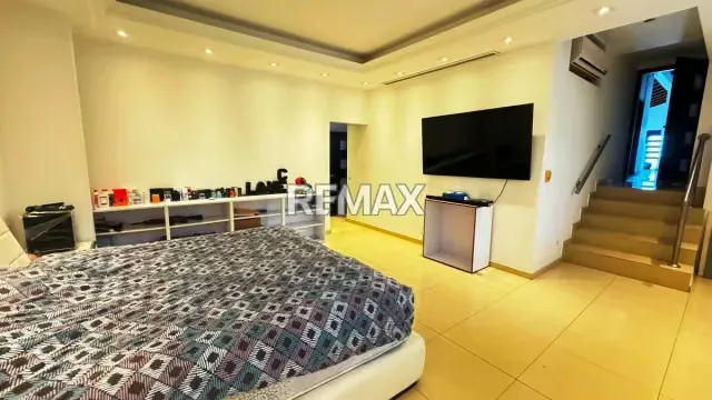 CASA EN VENTA - URB. MIRANDA - 5