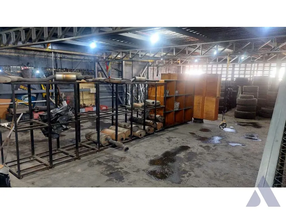 Vendo local comercial a nivel de calle 1000m2 Catia 5124 - 5