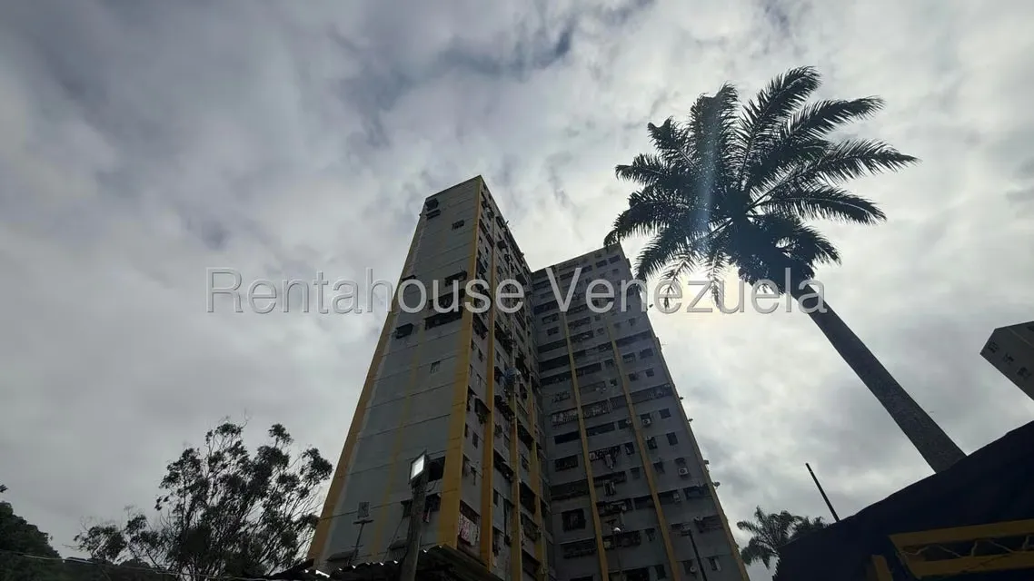 Apartamento (1 Nivel) en Venta en Caricuao, Distrito Metropolitano