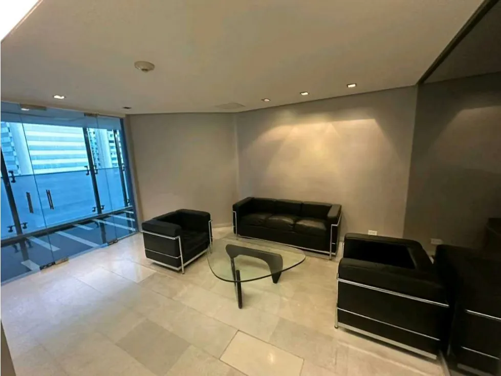 Vendo oficina amoblada 280m2 El Rosal 9203 - 17