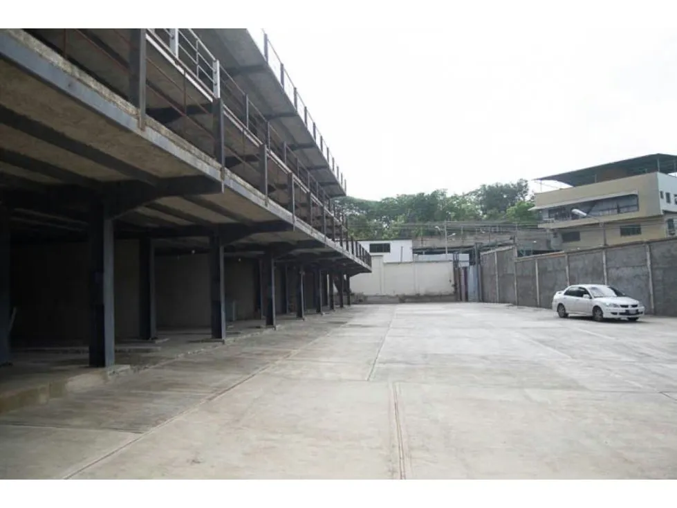 Vendo local 60m2 Charallave - 2