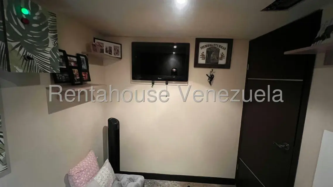 Townhouse (Multiples Niveles) en Venta en Lago Mar Beach, Zulia - 32