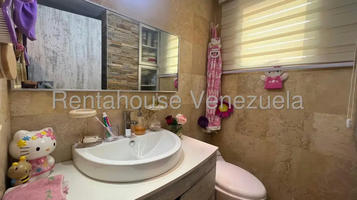 Townhouse (Multiples Niveles) en Venta en Lago Mar Beach, Zulia - 33