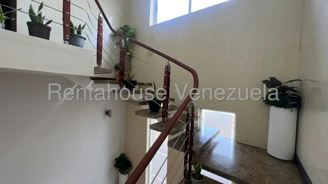 Townhouse (Multiples Niveles) en Venta en Lago Mar Beach, Zulia - 44