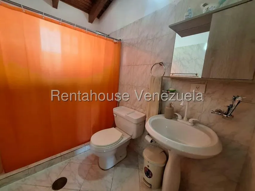 Townhouse (Multiples Niveles) en Venta en Av Diego Bautista Urbaneja, Anzoategui - 11