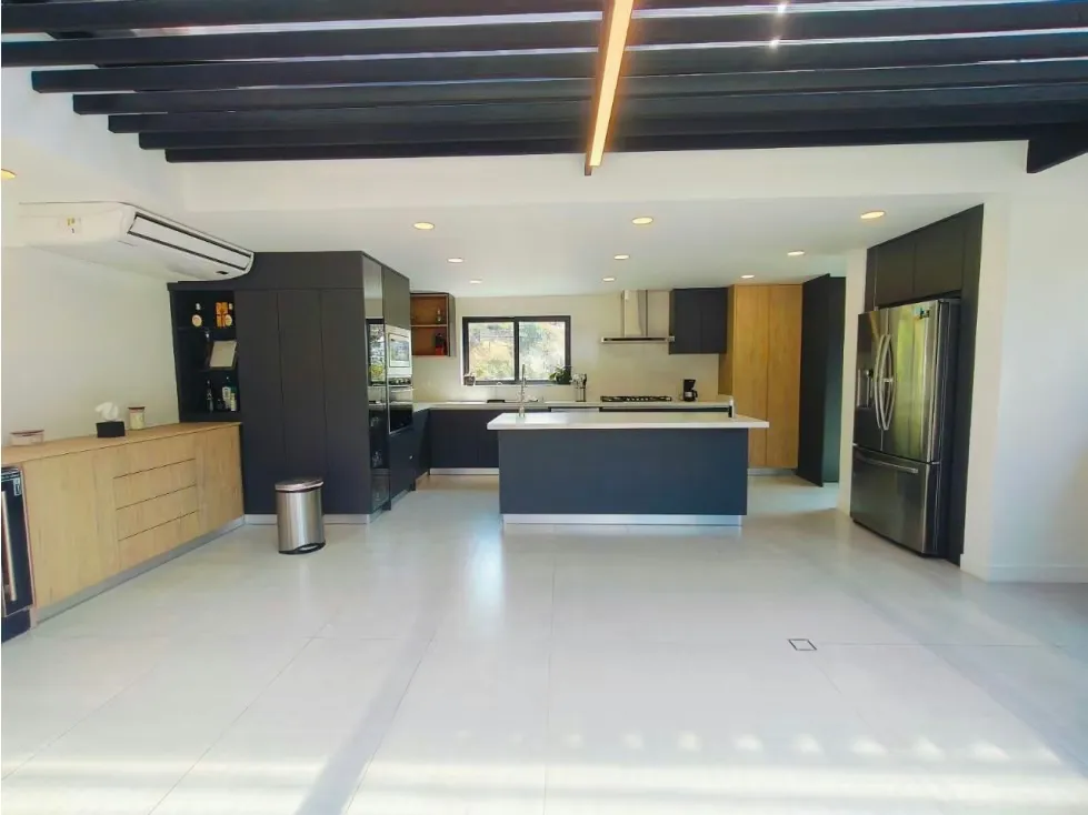 CASA COLINAS DE BELLO MONTE 1.240 M2 DE TRES NIVELES MAS TERRAZA - 28