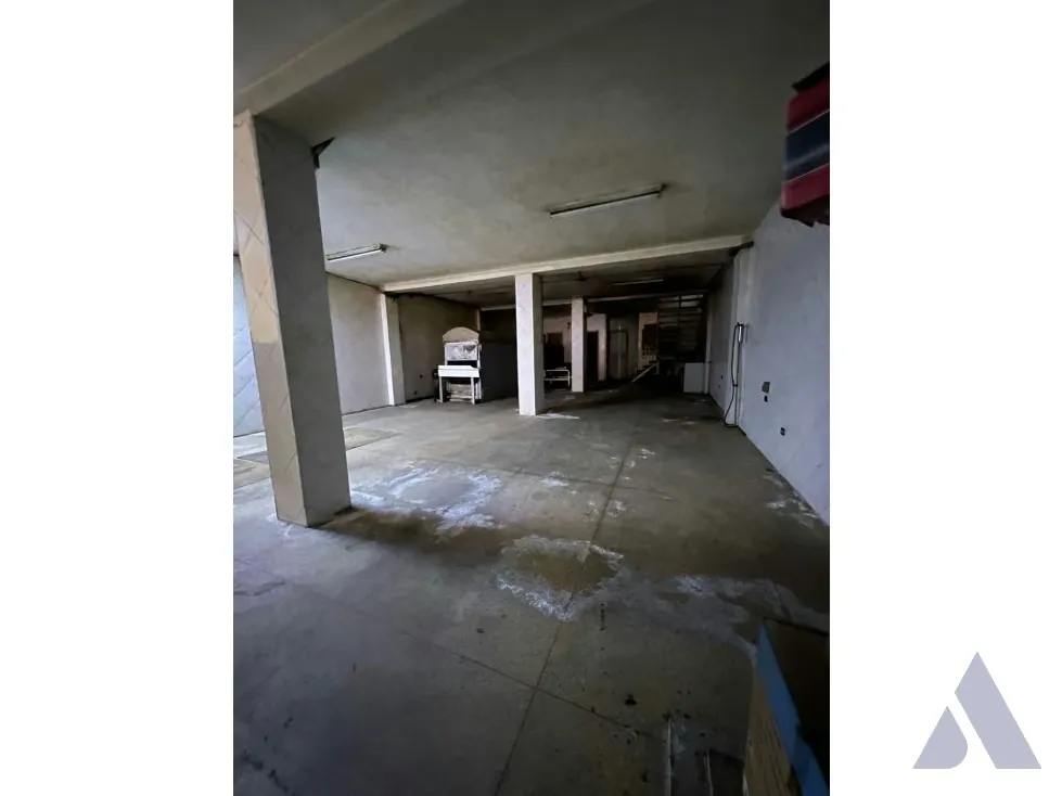 Vendo edificio 661m2 Catia 4849