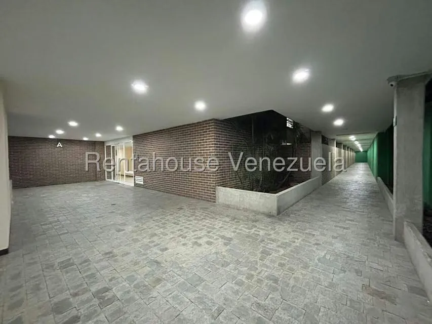 Apartamento (1 Nivel) en Alquiler en Lomas del Sol, Distrito Metropolitano - 7
