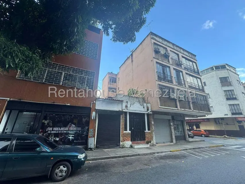 Casa (1 Nivel) en Venta en Chacao, Distrito Metropolitano - 24