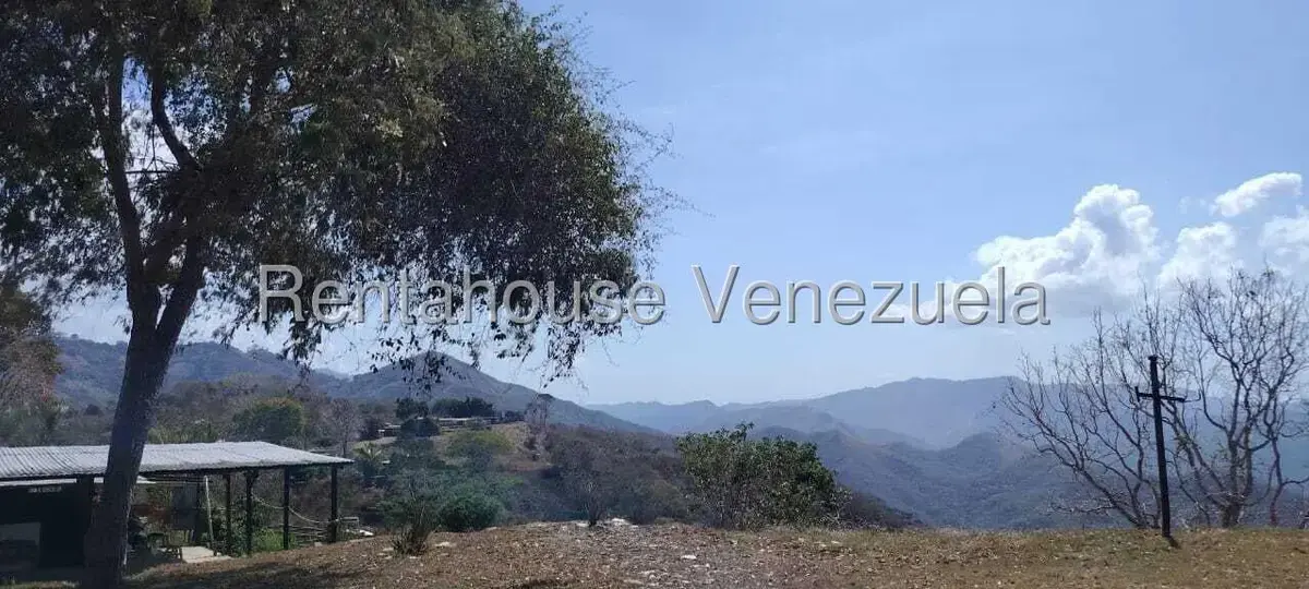 Terreno (Finca) en Venta en Parcelamiento Cortada del guayabo, Miranda - 26