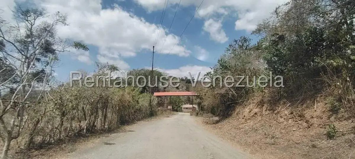 Terreno (Finca) en Venta en Parcelamiento Cortada del guayabo, Miranda - 28