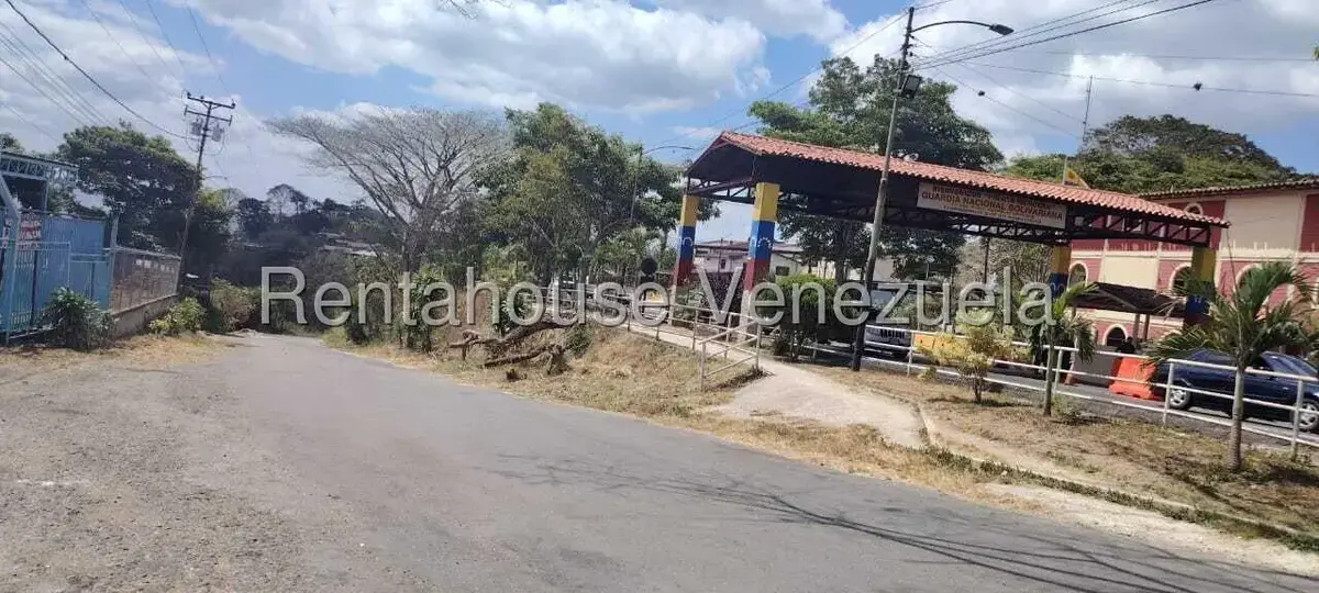 Terreno (Finca) en Venta en Parcelamiento Cortada del guayabo, Miranda - 34
