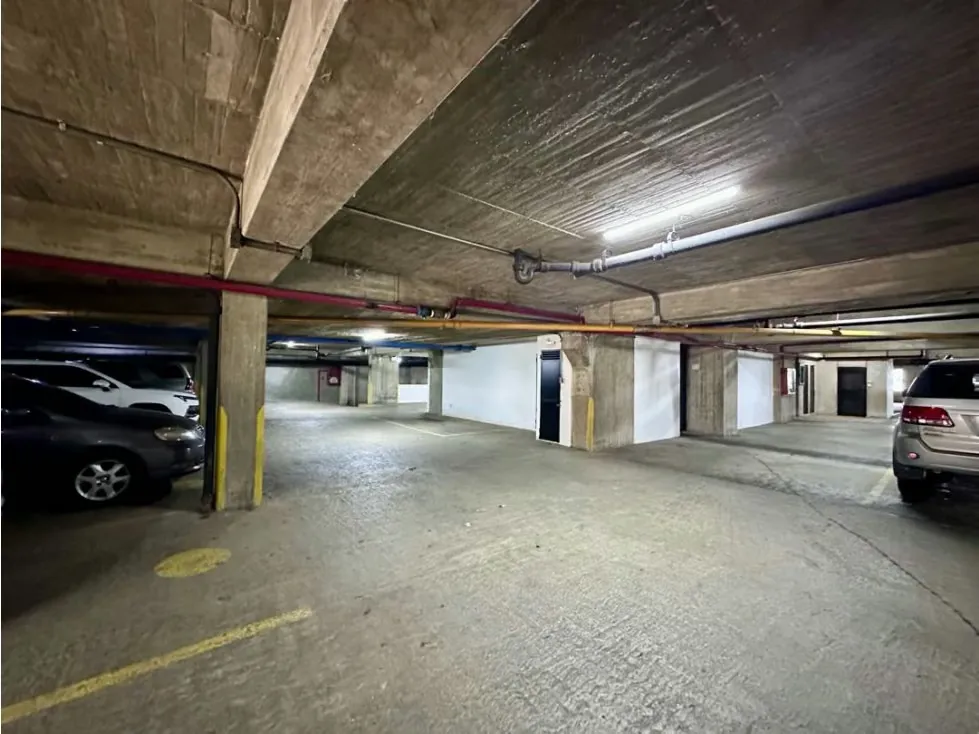 Vendo apartamento 231m2 Lomas de Prados del Este 4680 - 32