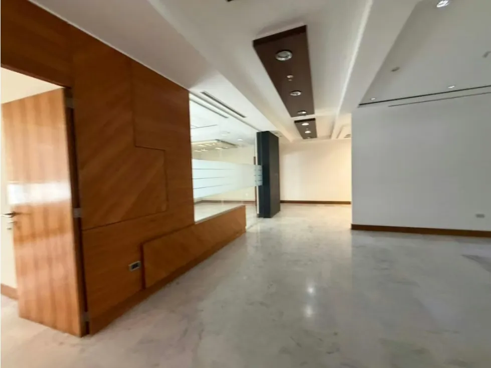 Se Vende/Alquila Edificio 17500m² San Bernardino - 29