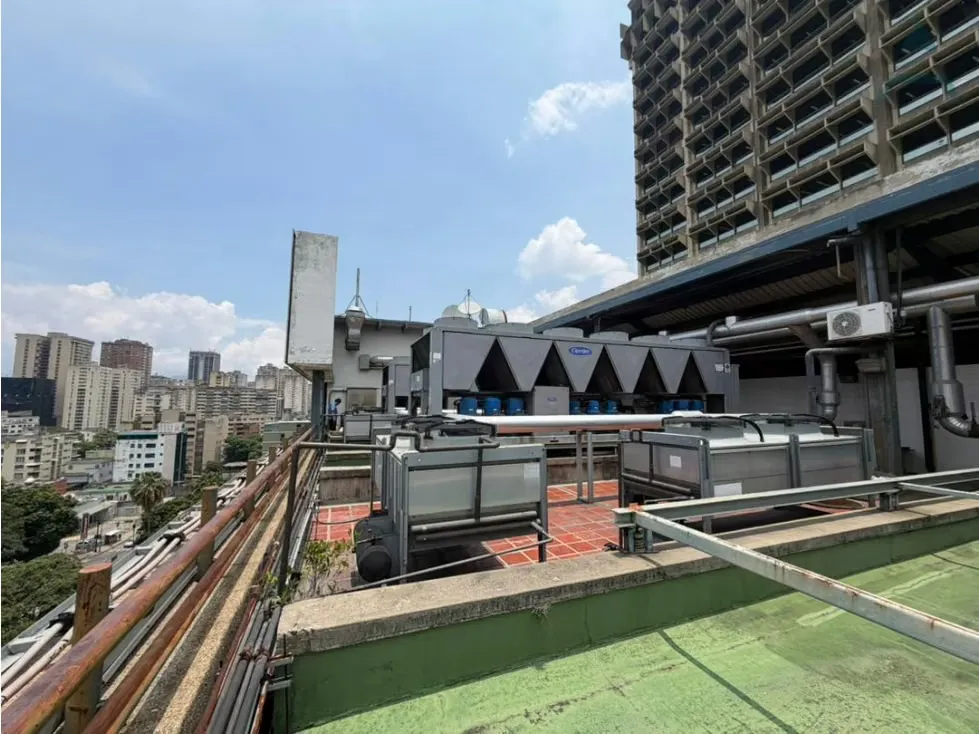 Se Vende/Alquila Edificio 17500m² San Bernardino - 32