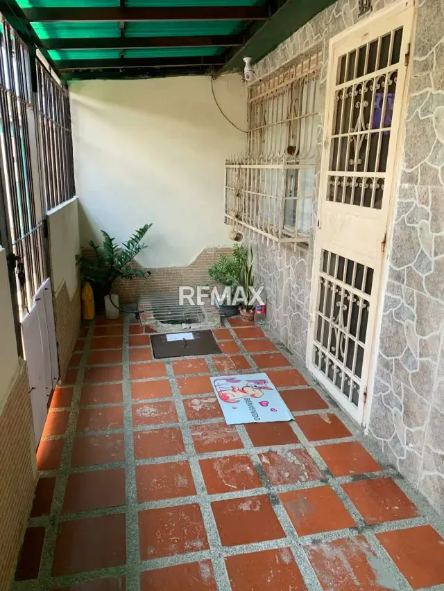 Venta de casa de 86 metros cuadrados ubicada en la urbanizacion Prados de la encrucijada - 2