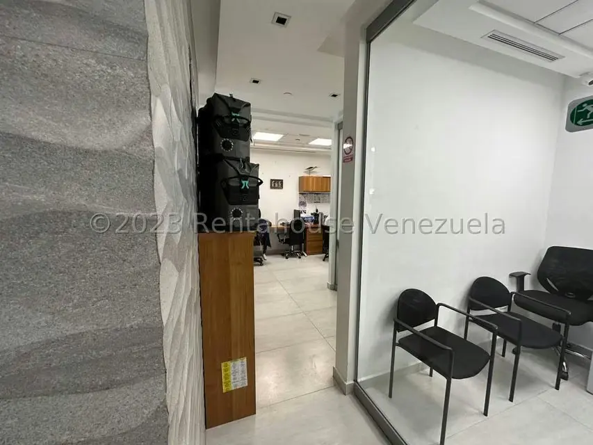 Local Comercial en Venta en Macaracuay, Distrito Metropolitano - 17