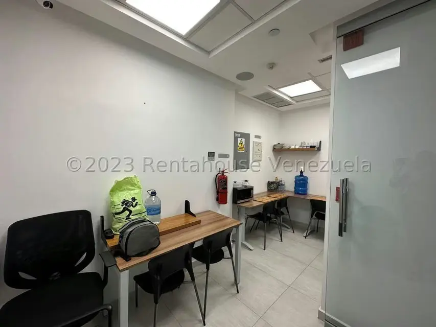 Local Comercial en Venta en Macaracuay, Distrito Metropolitano - 25