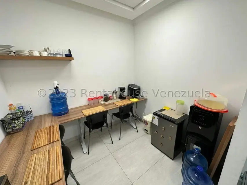 Local Comercial en Venta en Macaracuay, Distrito Metropolitano - 26