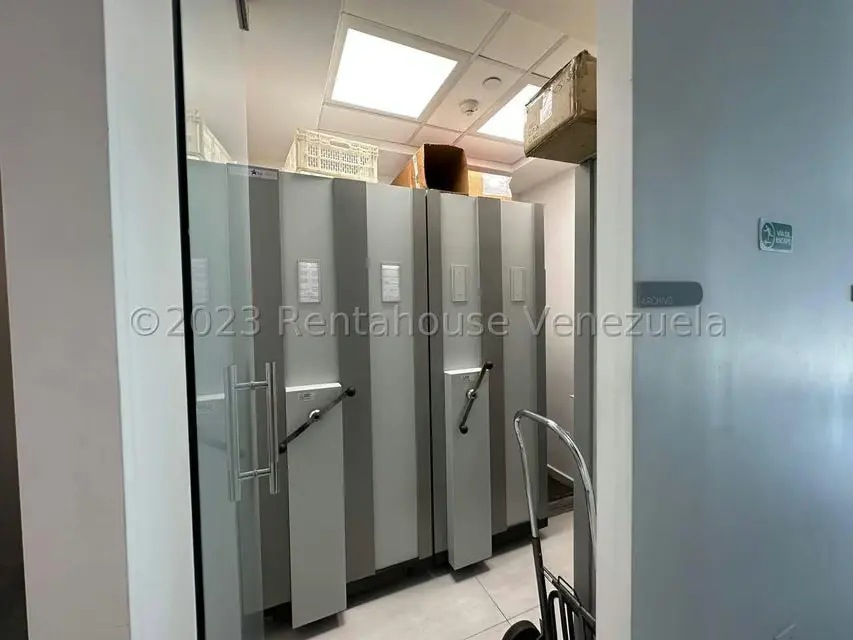 Local Comercial en Venta en Macaracuay, Distrito Metropolitano - 30