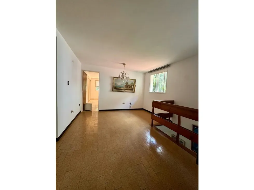 Vendo casa 300m2 Lomas de Chuao 6977 - 8