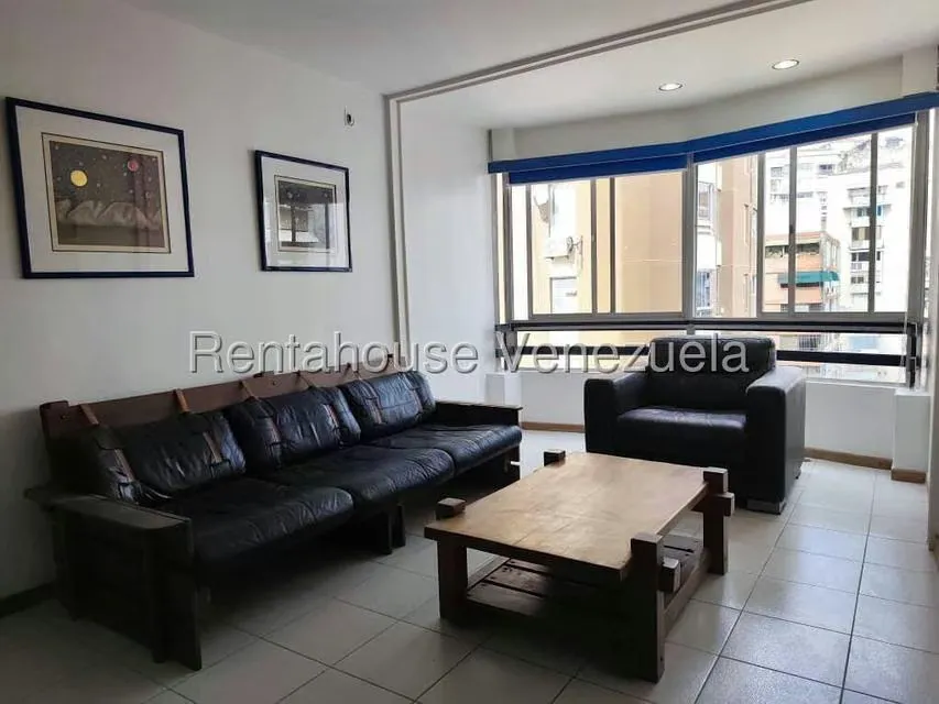 Apartamento (1 Nivel) en Alquiler en Los Palos Grandes, Distrito Metropolitano - 8