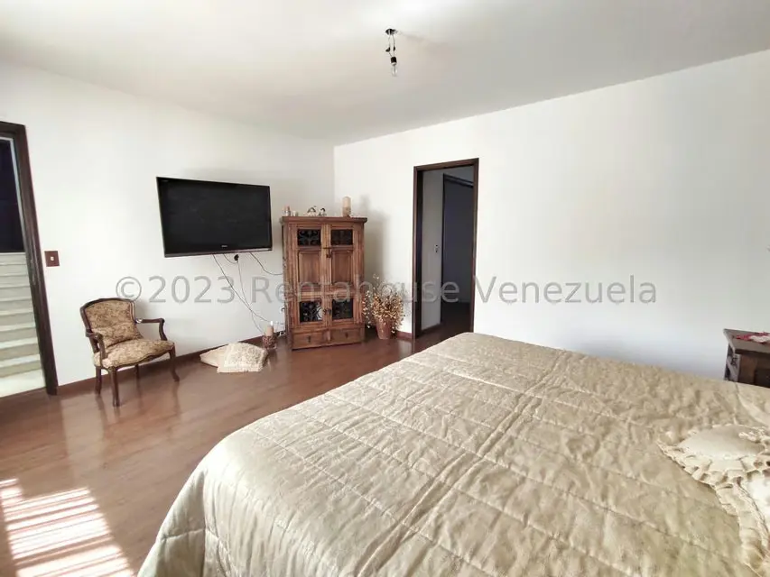 Casa (Multipes Niveles) en Venta en Los Naranjos del Cafetal, Distrito Metropolitano - 12