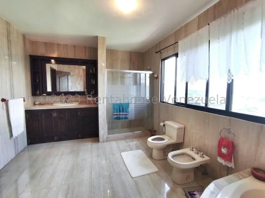 Casa (Multipes Niveles) en Venta en Los Naranjos del Cafetal, Distrito Metropolitano - 15
