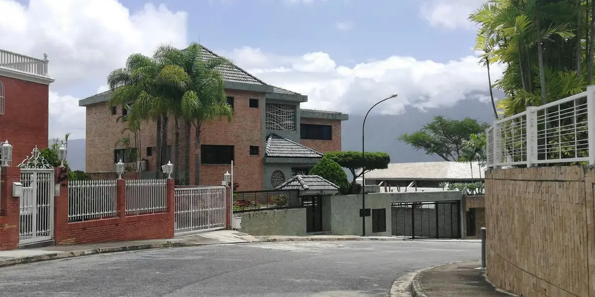 Casa (Multipes Niveles) en Venta en Los Naranjos del Cafetal, Distrito Metropolitano - 33