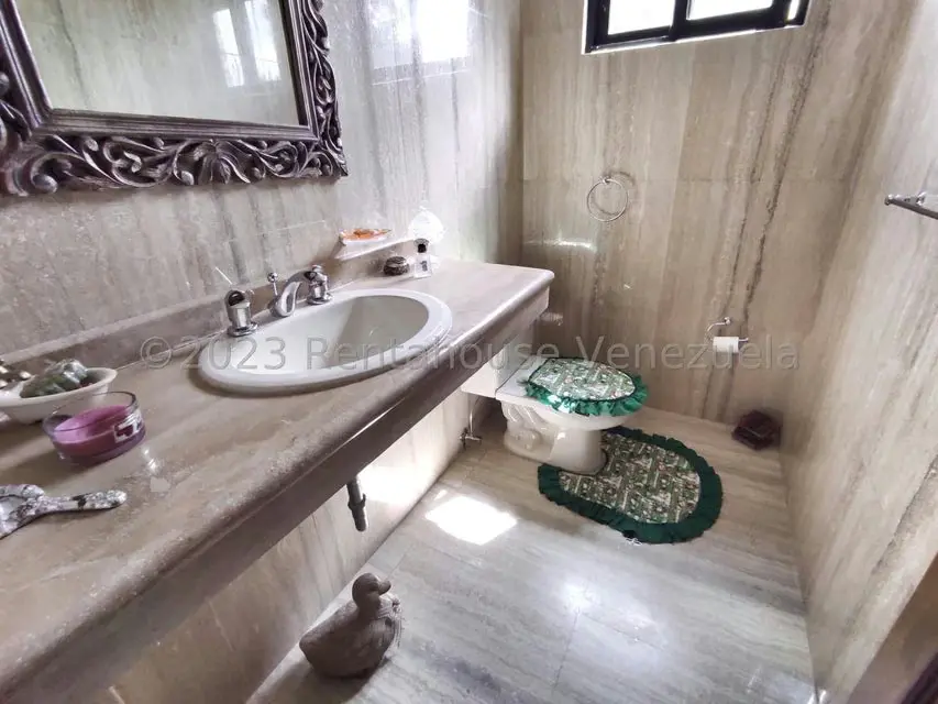 Casa (Multipes Niveles) en Venta en Los Naranjos del Cafetal, Distrito Metropolitano - 10
