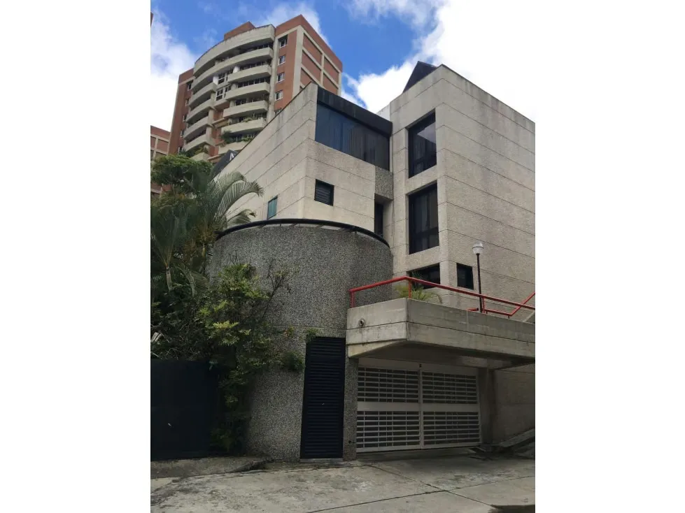 Se vende apartamento tipo Town House 350m2 La Boyera 9747