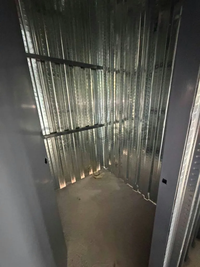 Galpón 200m2 Remodelado en La Yaguara - Listo para Ocupar - 11