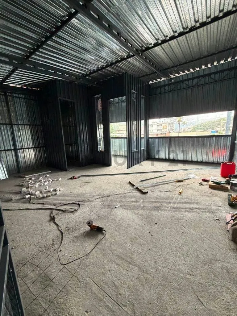 Galpón 200m2 Remodelado en La Yaguara - Listo para Ocupar - 13